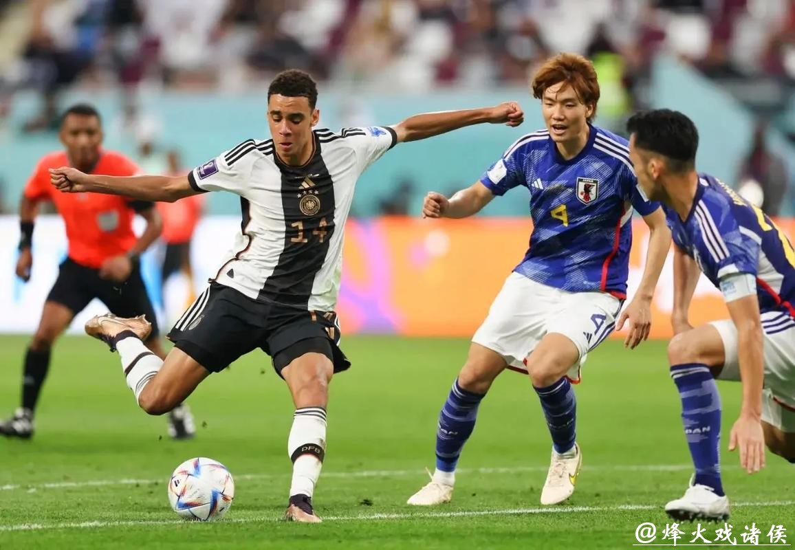 实时世界杯比分直播，锁定比赛精彩瞬间